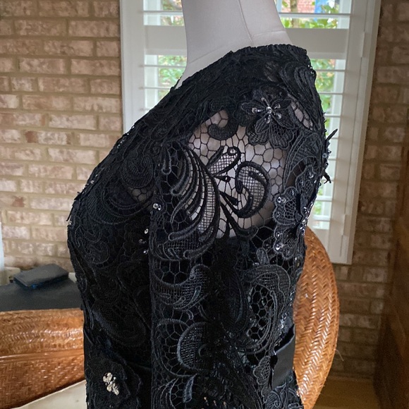 janique by kourosh babaian LUXURY FLORAL BEADED LACE GOWN EVENING DRESS 6 - Picture 6 of 9